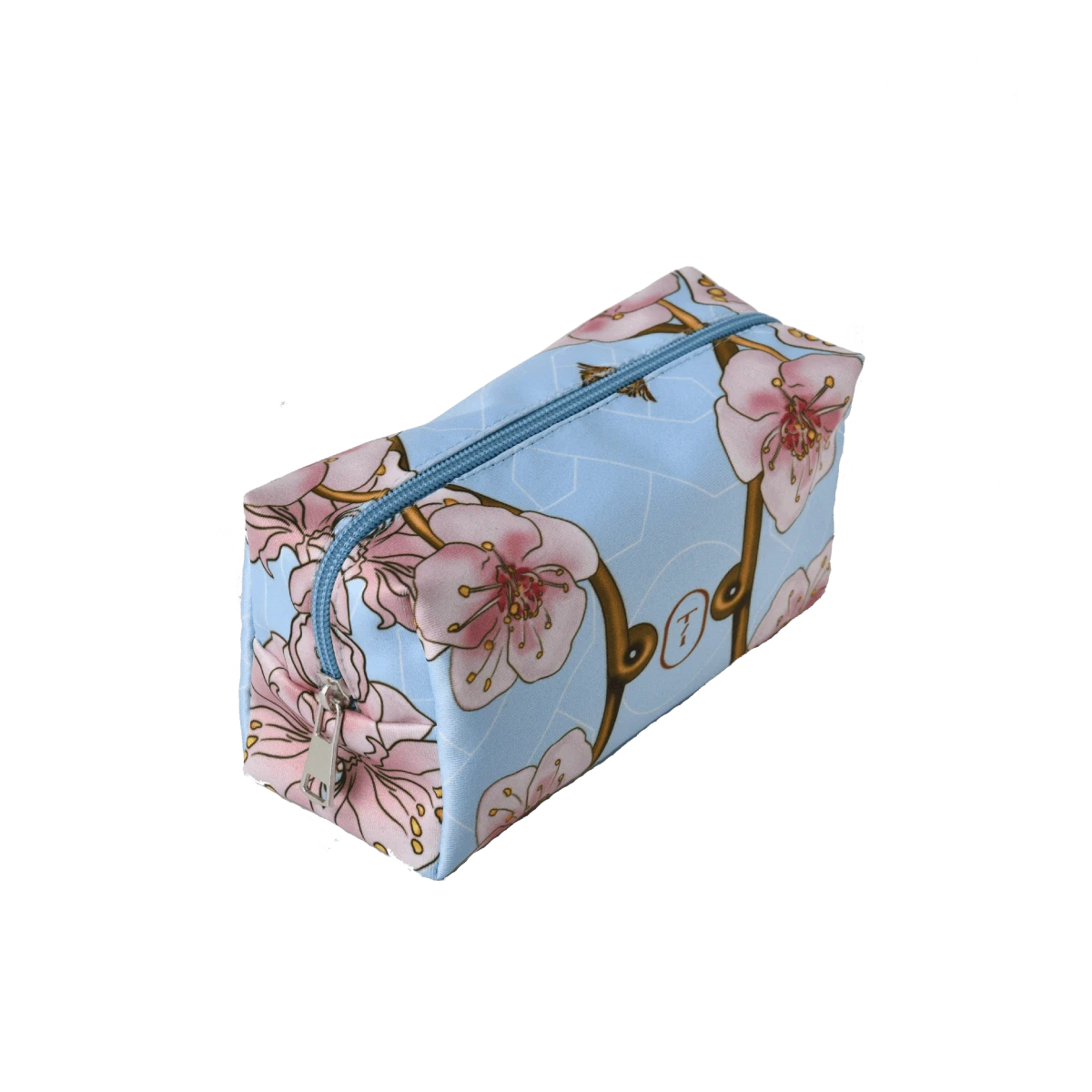 Расцветший абрикос косметичка