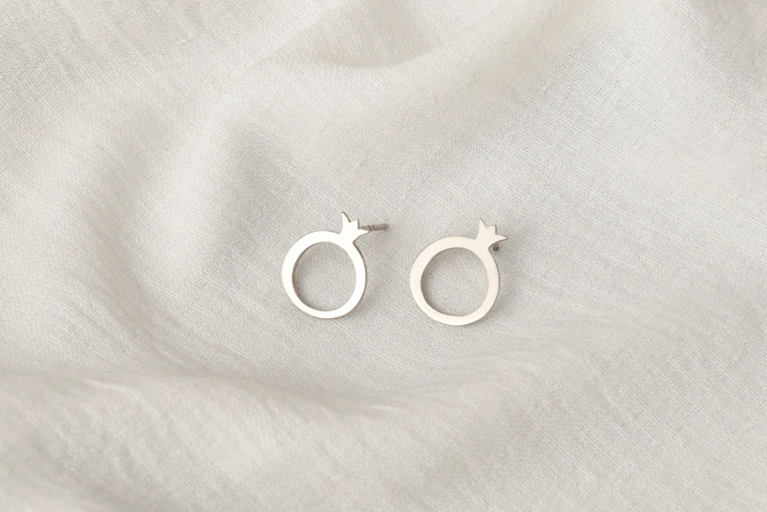 Ականջօղ նուռ