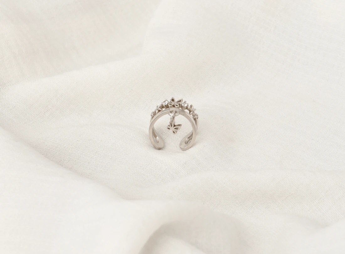 Ֆալանգ մատանի թիթեռ