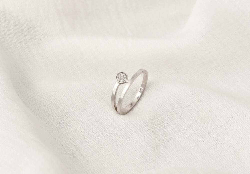 Մատանի լուսե